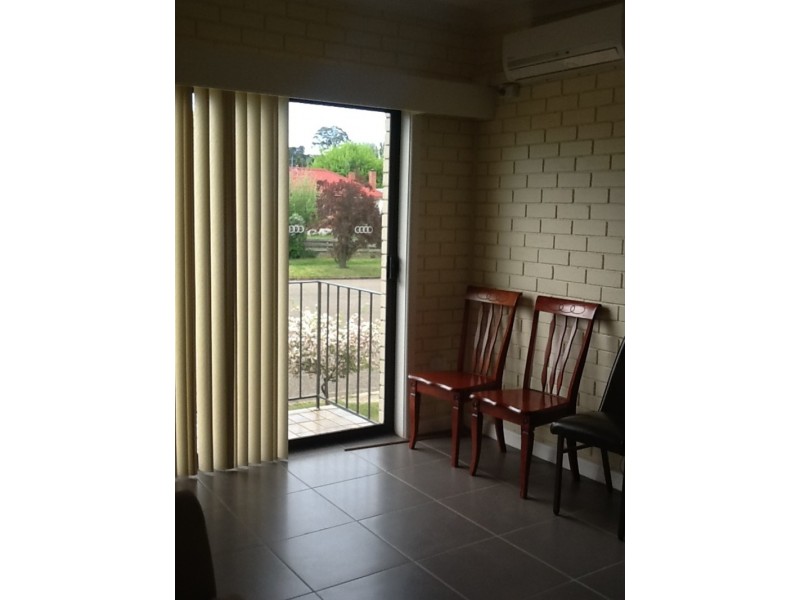 4/34 Massie St, Cooma NSW 2630