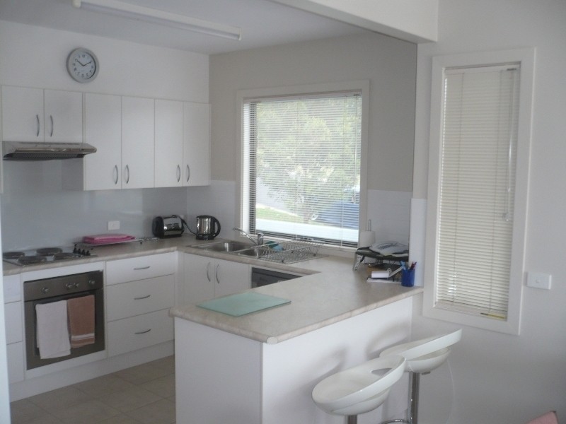 2a Elizabeth Parade, Tura Beach NSW 2548