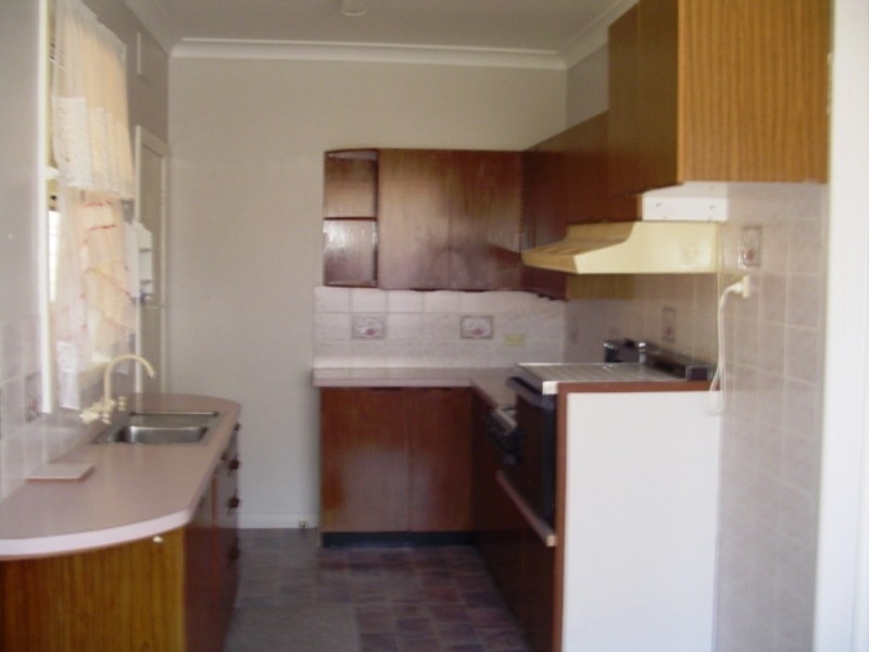 20 Eden St, Bega NSW 2550