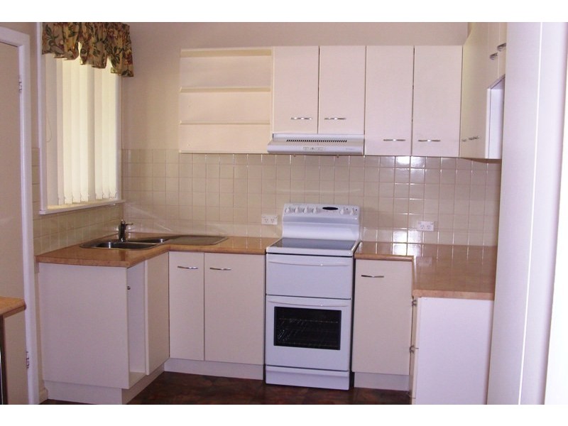 18  Glebe Ave, Bega NSW 2550