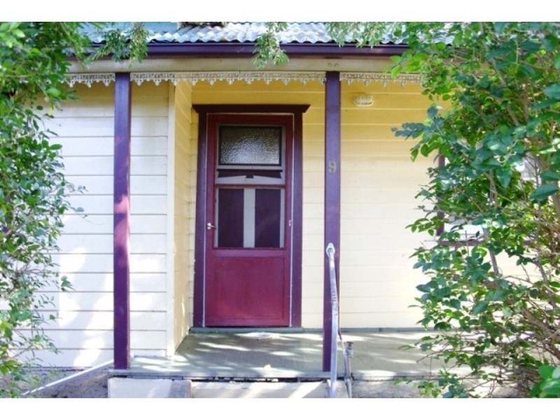 9 Union St, Bega NSW 2550