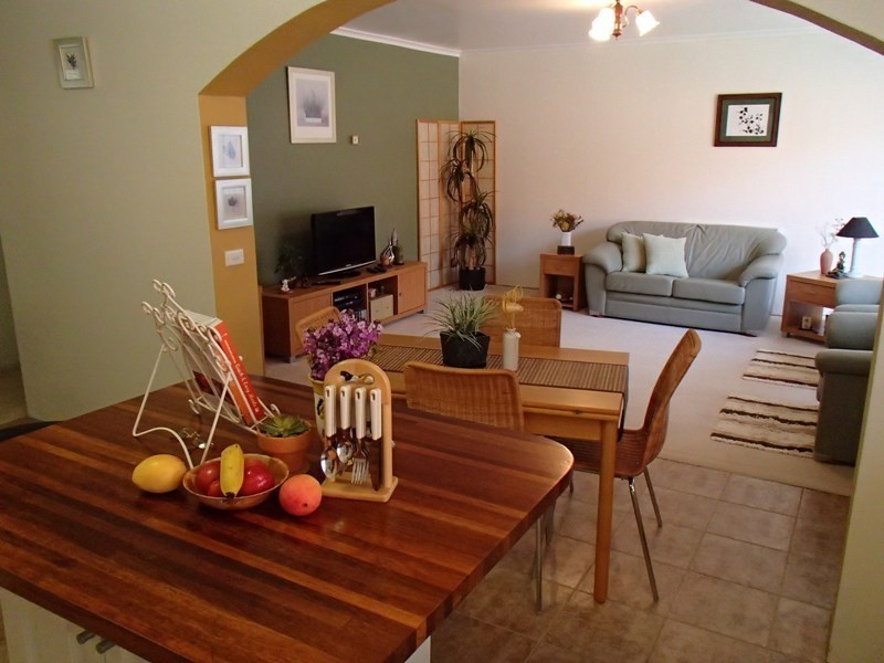 1/5 Tura Circuit, Tura Beach NSW 2548