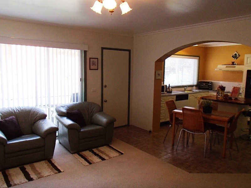 1/5 Tura Circuit, Tura Beach NSW 2548