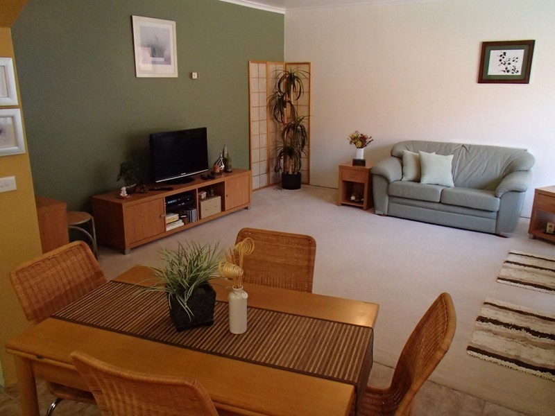 1/5 Tura Circuit, Tura Beach NSW 2548