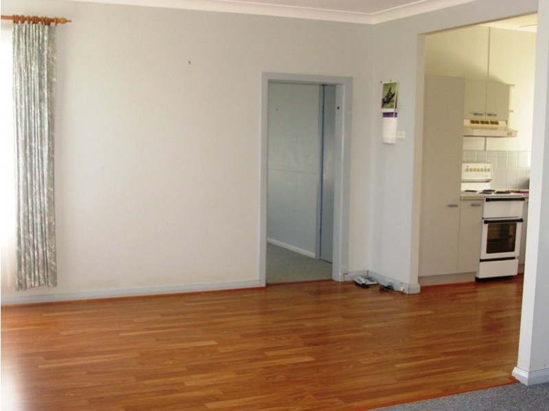 78 Ravenswood St, Bega NSW 2550