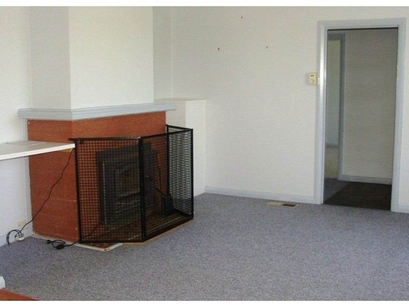 78 Ravenswood St, Bega NSW 2550