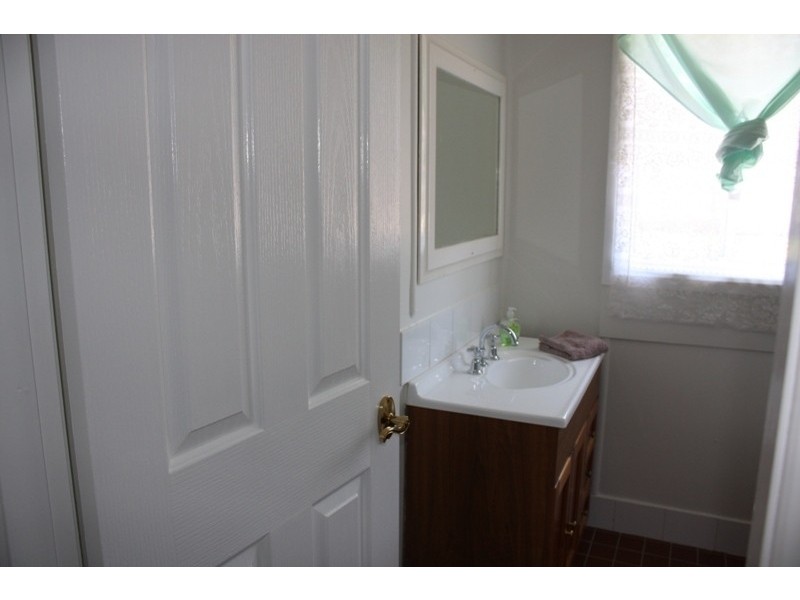 19 Baroona Ave, Cooma NSW 2630