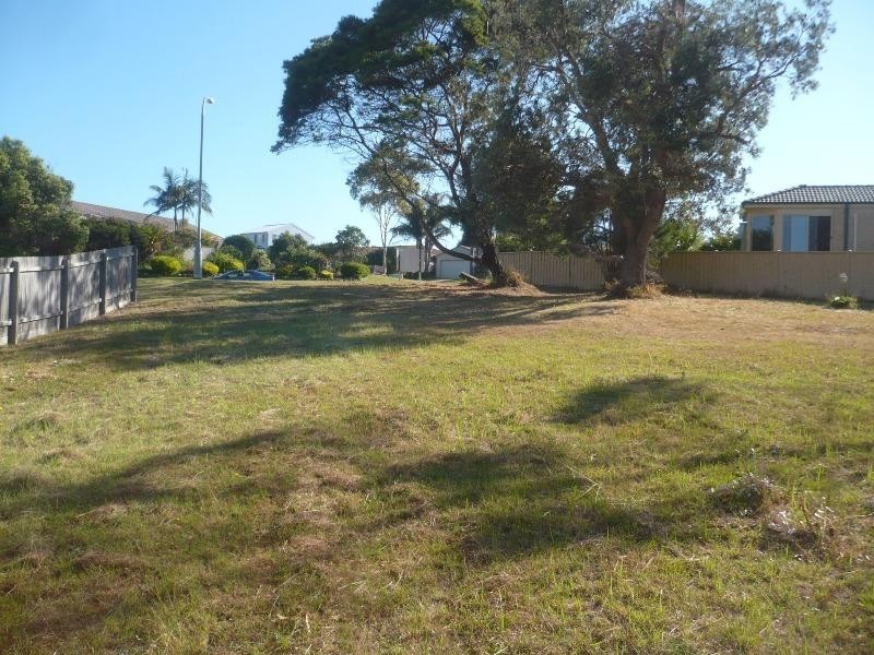 13 James Cook Court, Tura Beach NSW 2548