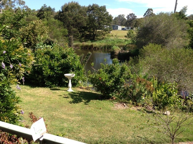 18 Acacia Ponds/3197   Princes Highway, Millingandi NSW 2549