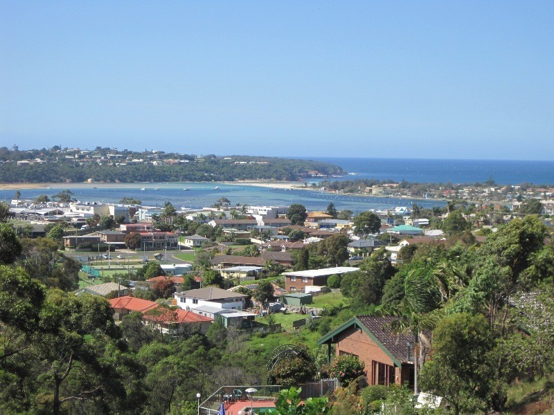 1/68 Sapphire Crescent, Merimbula NSW 2548