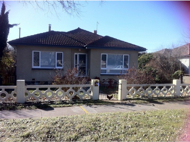 94 Bombala St, Cooma NSW 2630