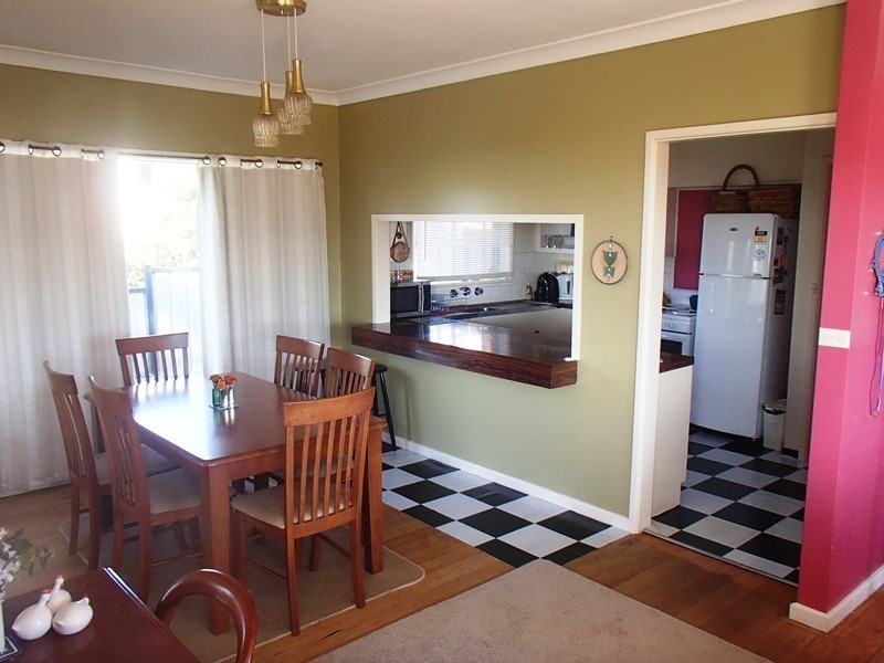 2 Bronwyn Close, Merimbula NSW 2548