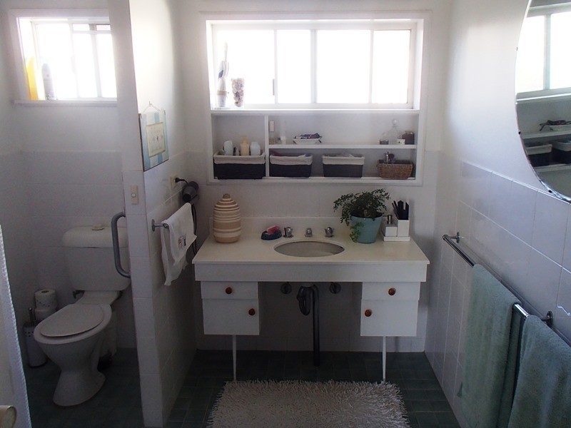 2 Bronwyn Close, Merimbula NSW 2548