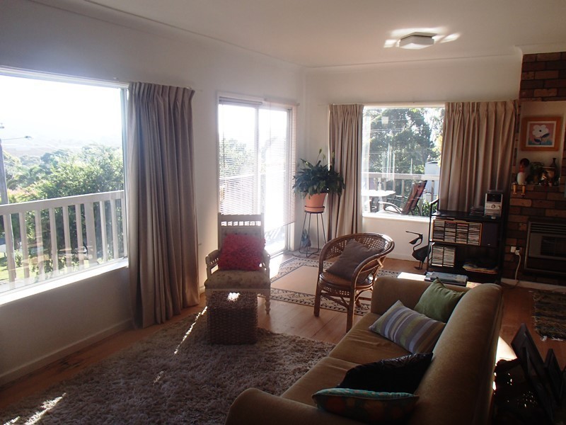 2 Bronwyn Close, Merimbula NSW 2548