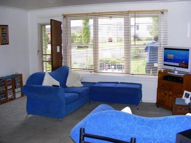 33 Glebe Ave, Bega NSW 2550