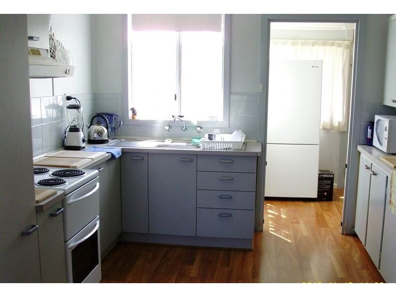 78 Ravenswood St, Bega NSW 2550