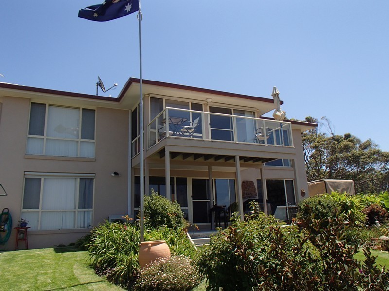 16 Casey Jayne Court, Tura Beach NSW 2548