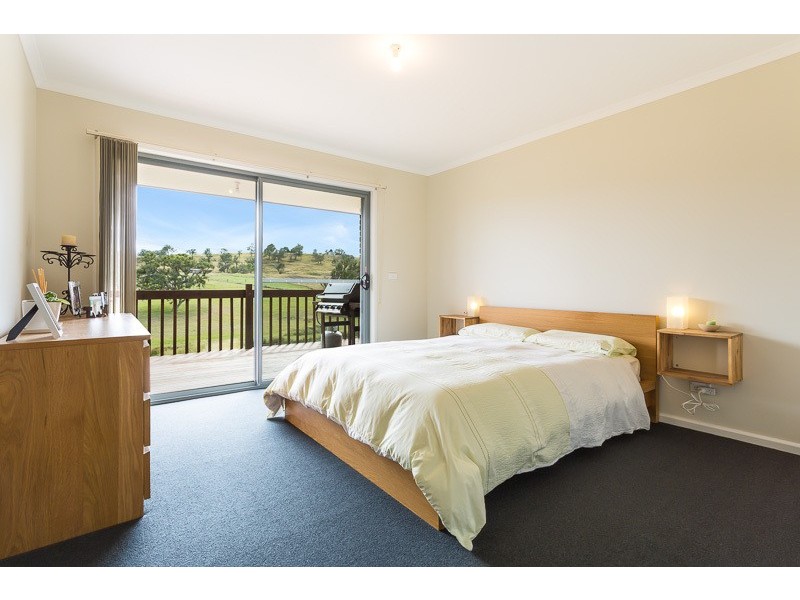 16 Max Slater Drive, Bega NSW 2550