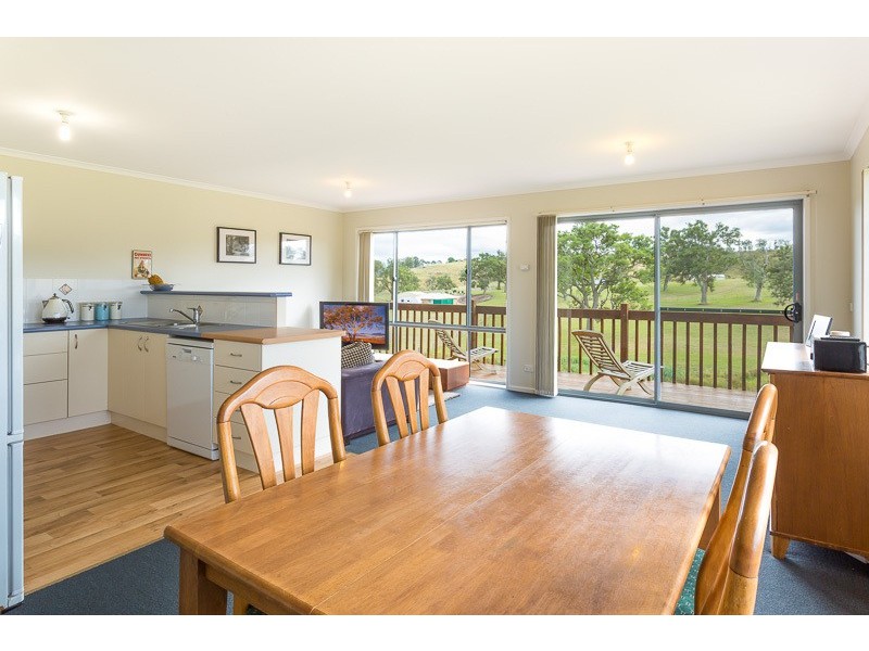 16 Max Slater Drive, Bega NSW 2550