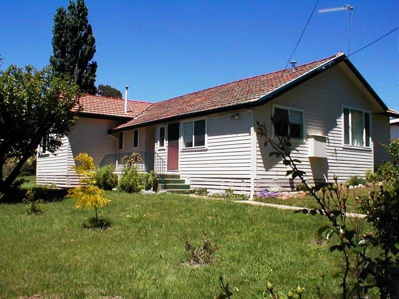 78 Orana Avenue, Cooma NSW 2630