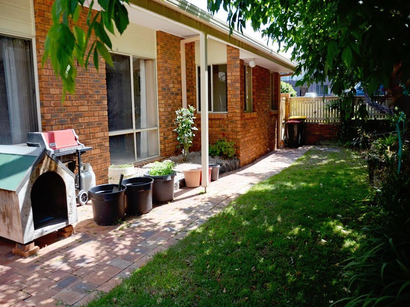 5 Beachview Court, Tura Beach NSW 2548