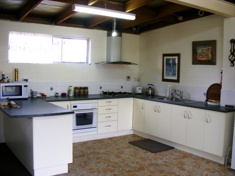 8 Moore Wrens Rd, Tarraganda NSW 2550