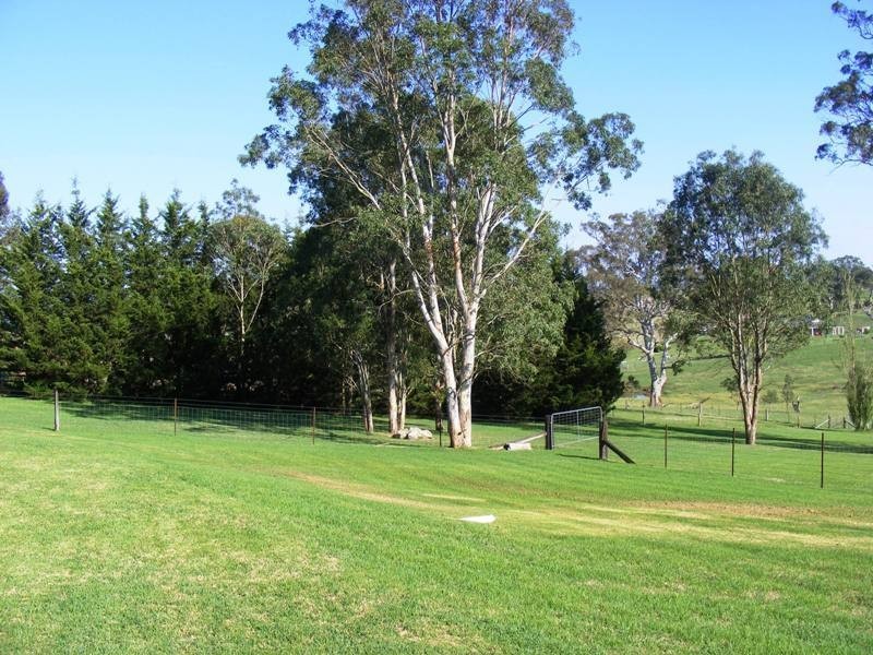 8 Moore Wrens Rd, Tarraganda NSW 2550