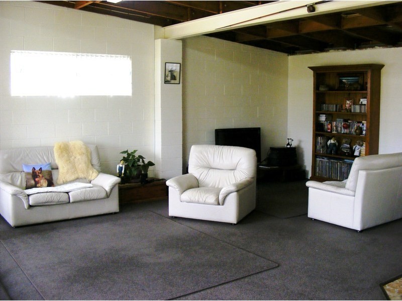 8 Moore Wrens Rd, Tarraganda NSW 2550