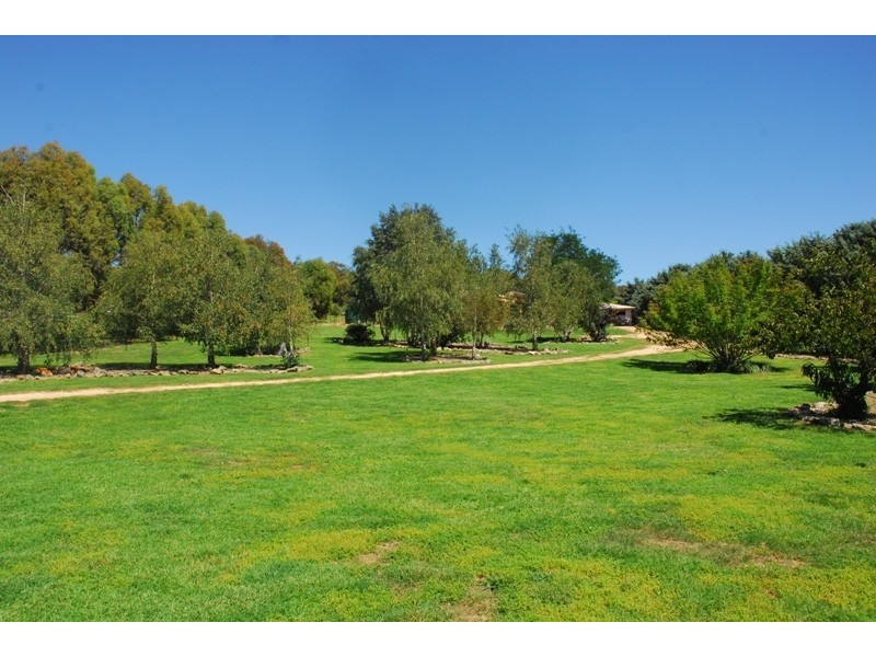 106  McLean St Numerella, Numeralla NSW 2630