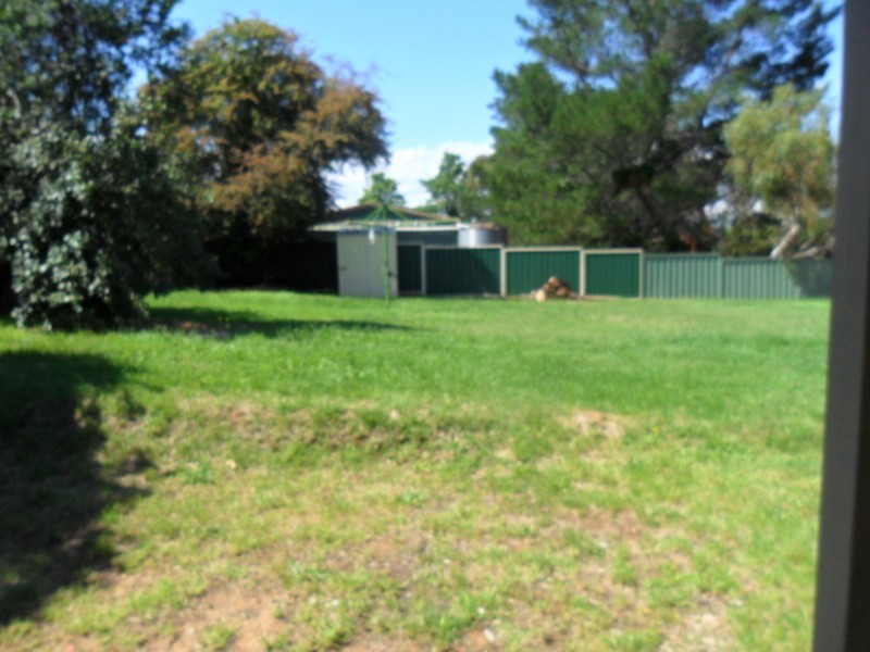 9 Cecil St, Berridale NSW 2628