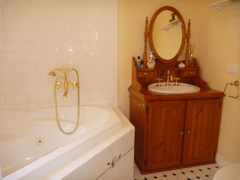 10 Lakewood Drive, Merimbula NSW 2548