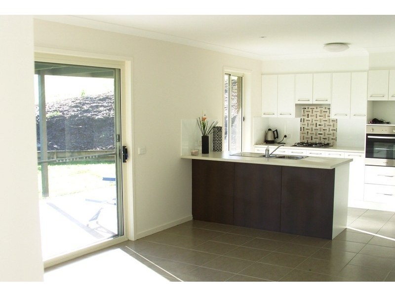 70 Glen Mia Dr, Bega NSW 2550