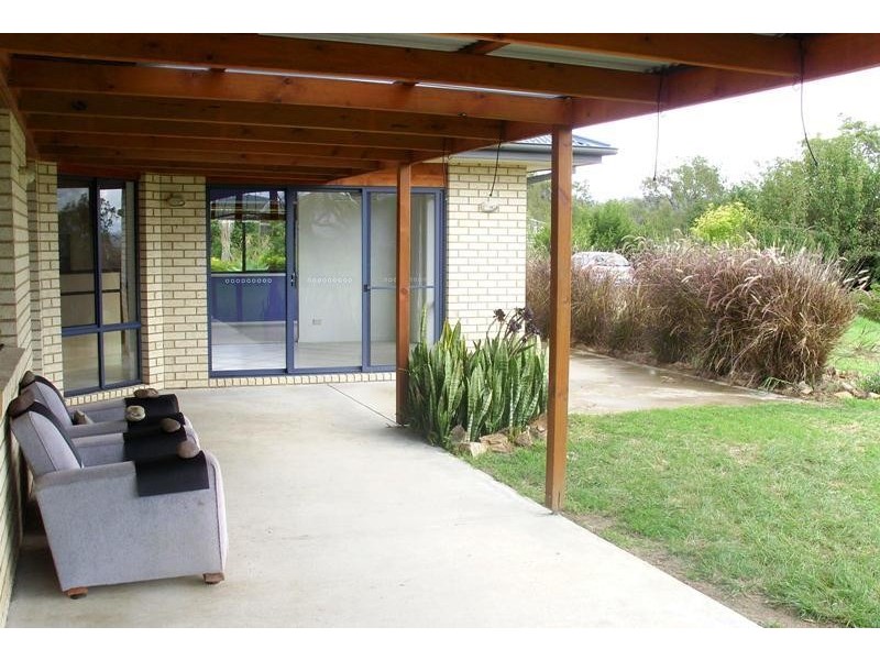 73 Mountview Close, Bega NSW 2550