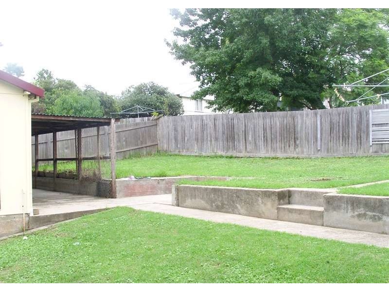 18 Dandar Rd, Bega NSW 2550