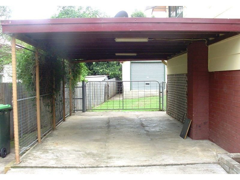 18 Dandar Rd, Bega NSW 2550