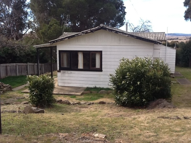 62  Orana Avenue, Cooma NSW 2630