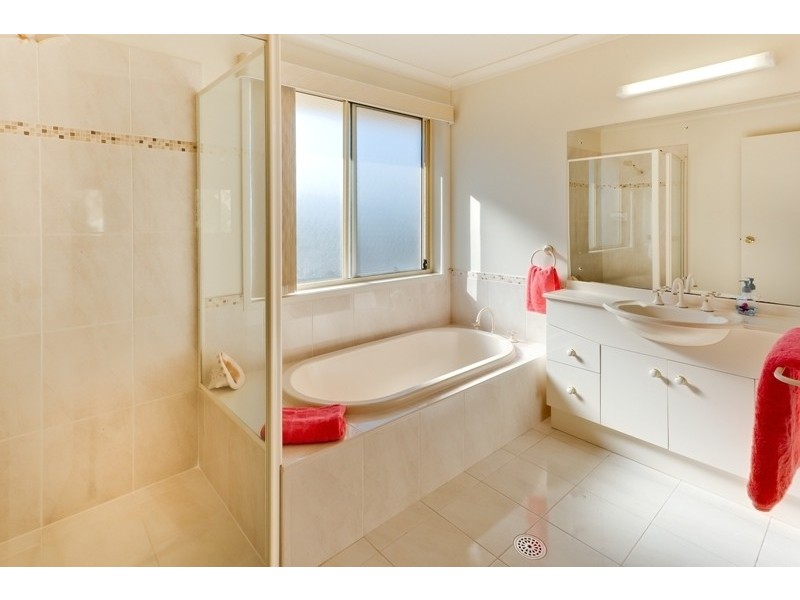 13 The Peninsula, Tura Beach NSW 2548