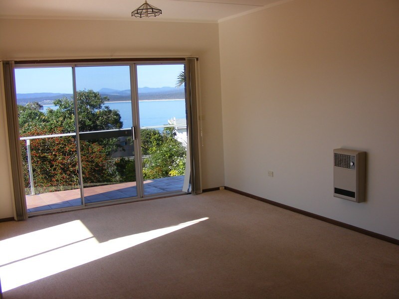 2/2 Yarai Street, Merimbula NSW 2548