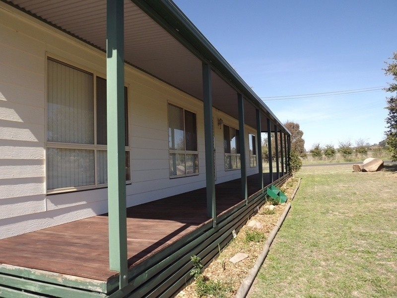 8 Short Street, Berridale NSW 2628