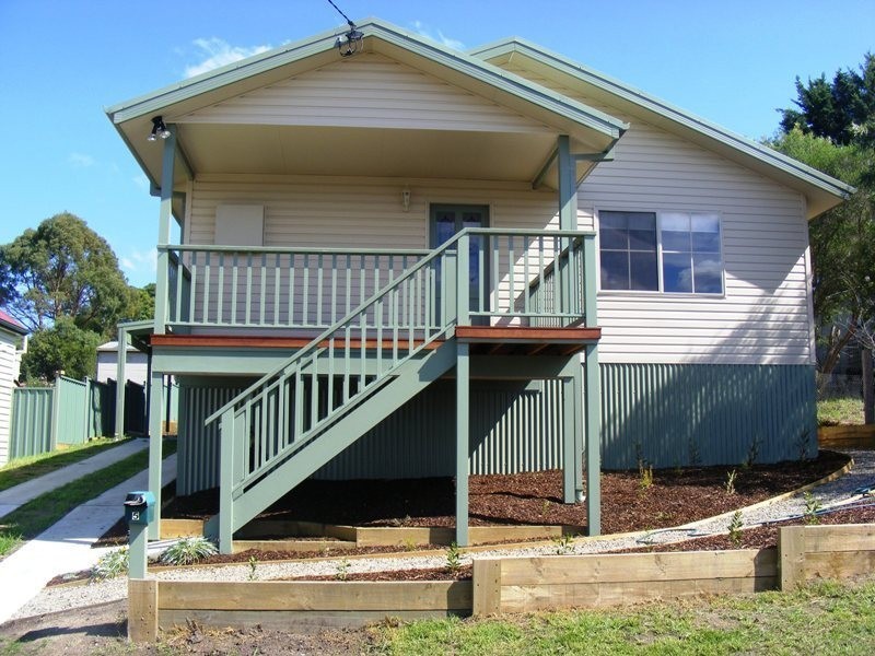 5 Gordon St, Bega NSW 2550