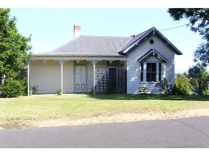 38 Belmore St, Bega NSW 2550