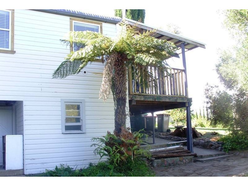 38 Belmore St, Bega NSW 2550