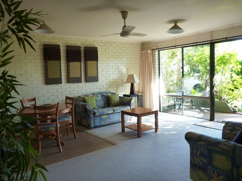 2/2 Wonga Street, Merimbula NSW 2548