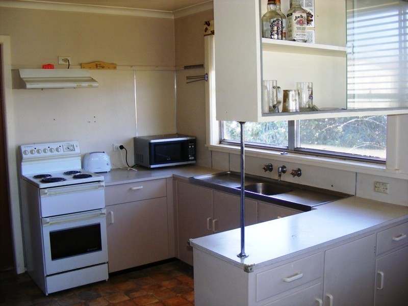 122 Rawlinson Street, Bega NSW 2550