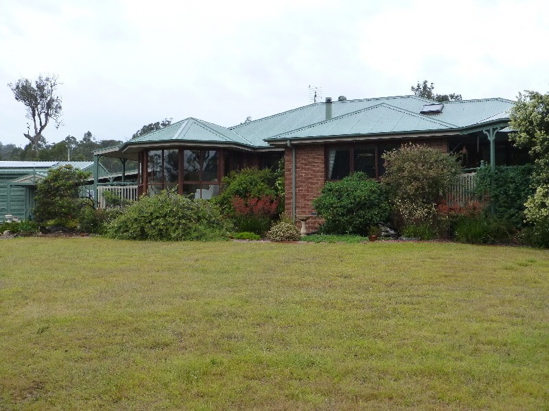 32 Tickalara Close, Bournda NSW 2550