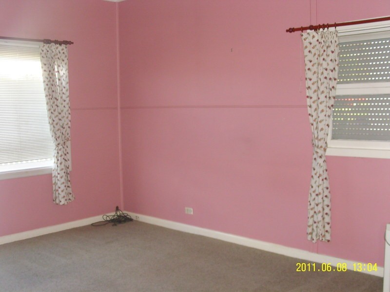 3 Sattler St, Bega NSW 2550