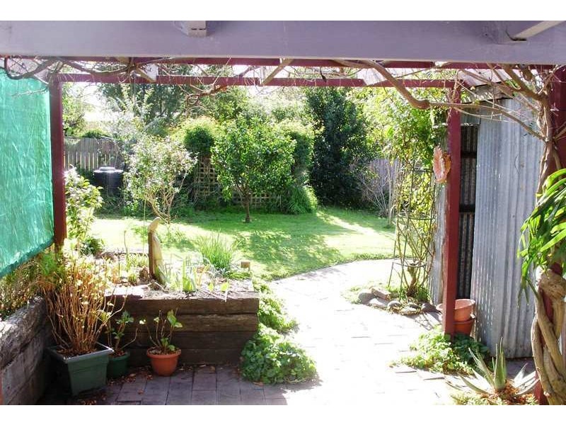 3 Sattler St, Bega NSW 2550
