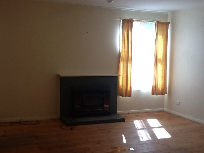 39 Baroona Avenue, Cooma NSW 2630