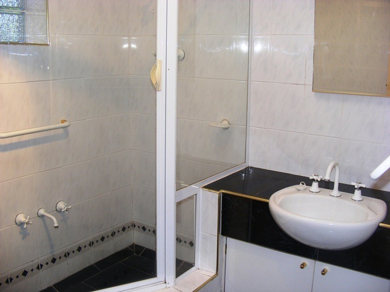 295 Auckland Street, Bega NSW 2550