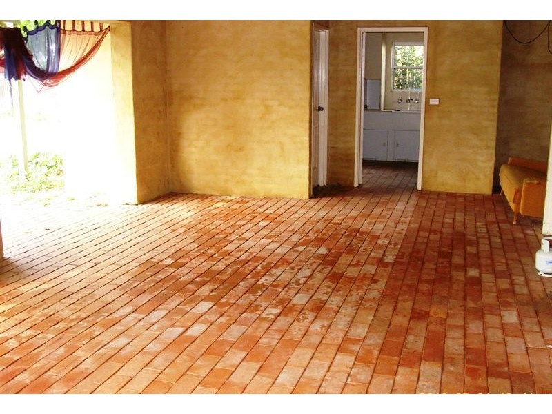 24 Nelson St, Bega NSW 2550